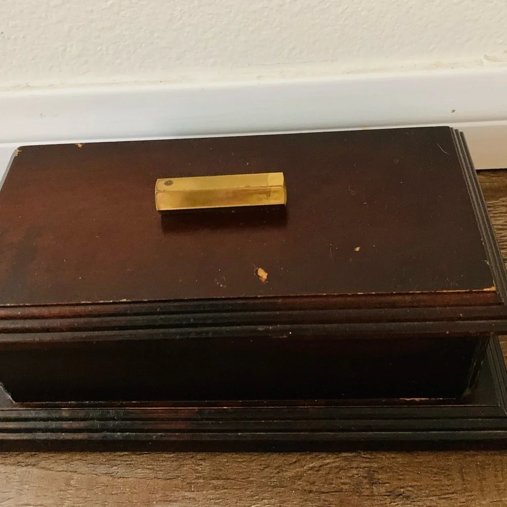 Wooden box